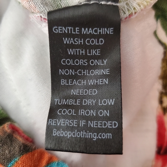 Floral Shorts Linen Blend - Picture 9 of 9